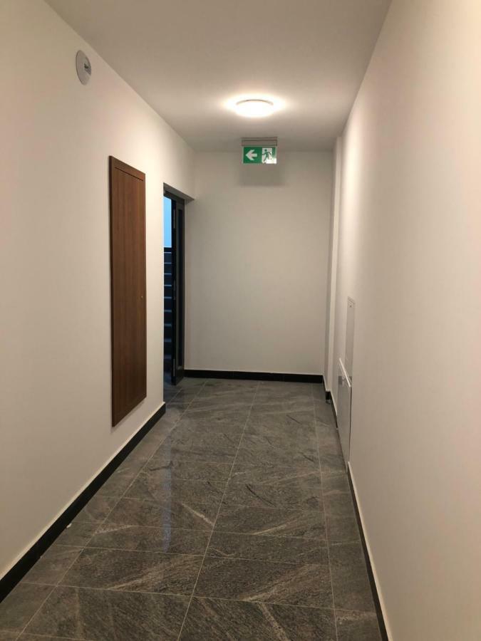 Klimatyzowany Apartament Roma Z Garazem Podziemnym Келце Екстериор снимка