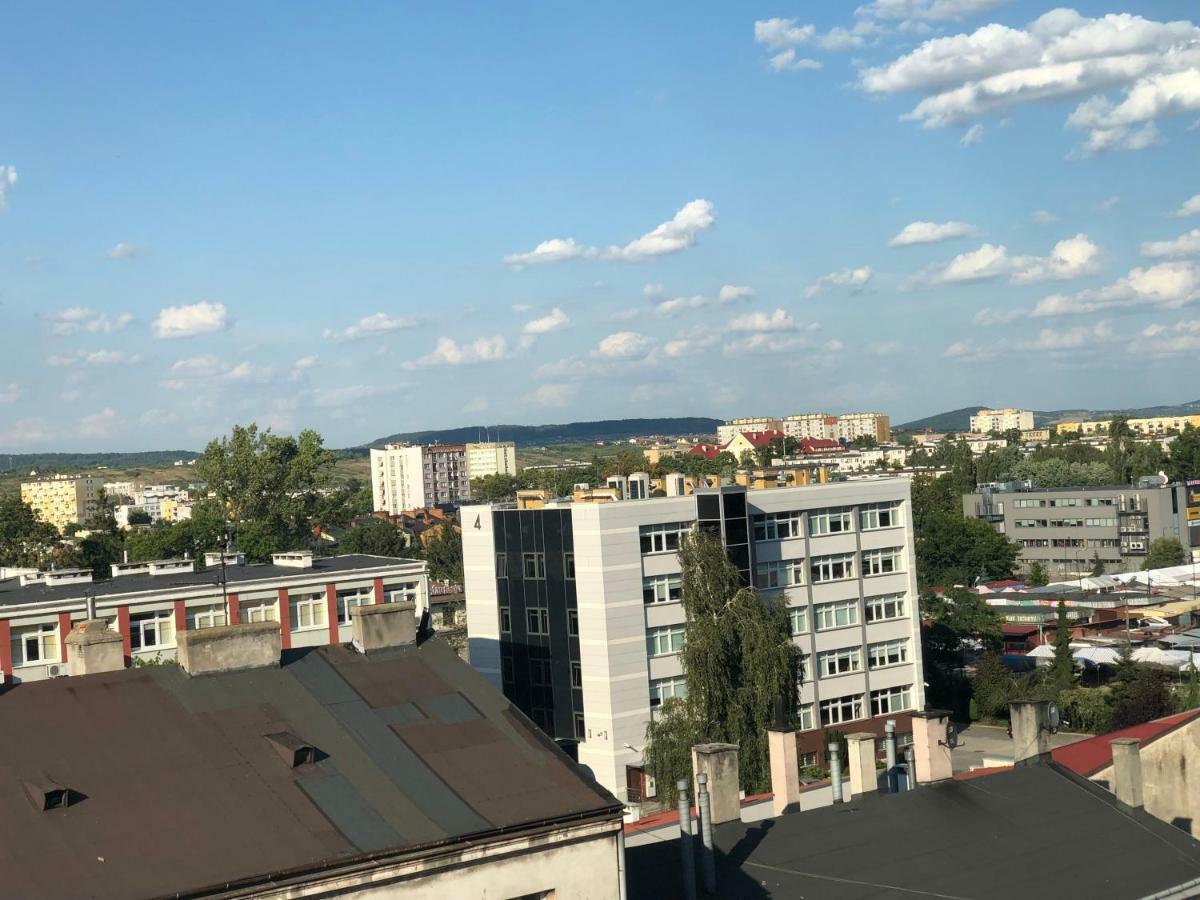 Klimatyzowany Apartament Roma Z Garazem Podziemnym Келце Екстериор снимка